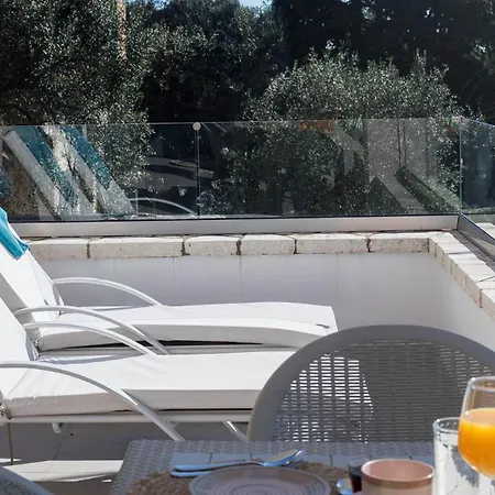 Filothea With Jacuzzi & Sv By Corfuescapes Spartylas