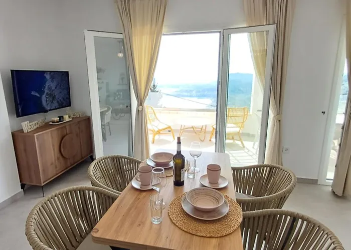 Filothea With Jacuzzi & Sv By Corfuescapes * Spartylas