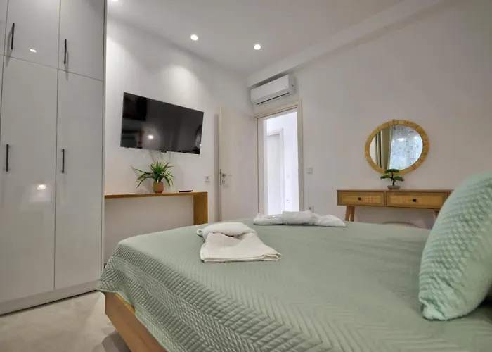 Filothea With Jacuzzi & Sv By Corfuescapes Villa Spartylas