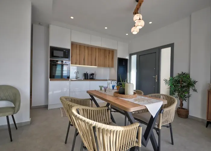 Filothea With Jacuzzi & Sv By Corfuescapes Villa Spartylas