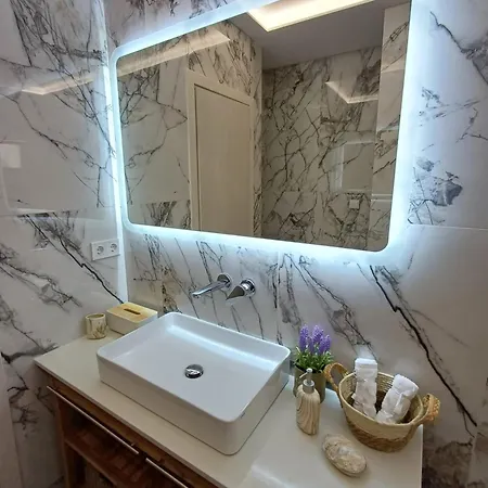 Filothea With Jacuzzi & Sv By Corfuescapes * Spartylas