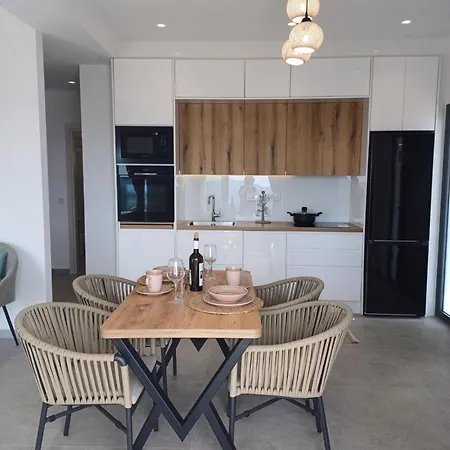 Filothea With Jacuzzi & Sv By Corfuescapes