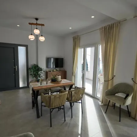 Filothea With Jacuzzi & Sv By Corfuescapes