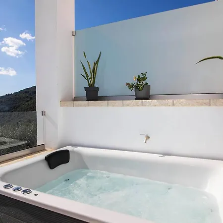 Filothea With Jacuzzi & Sv By Corfuescapes *